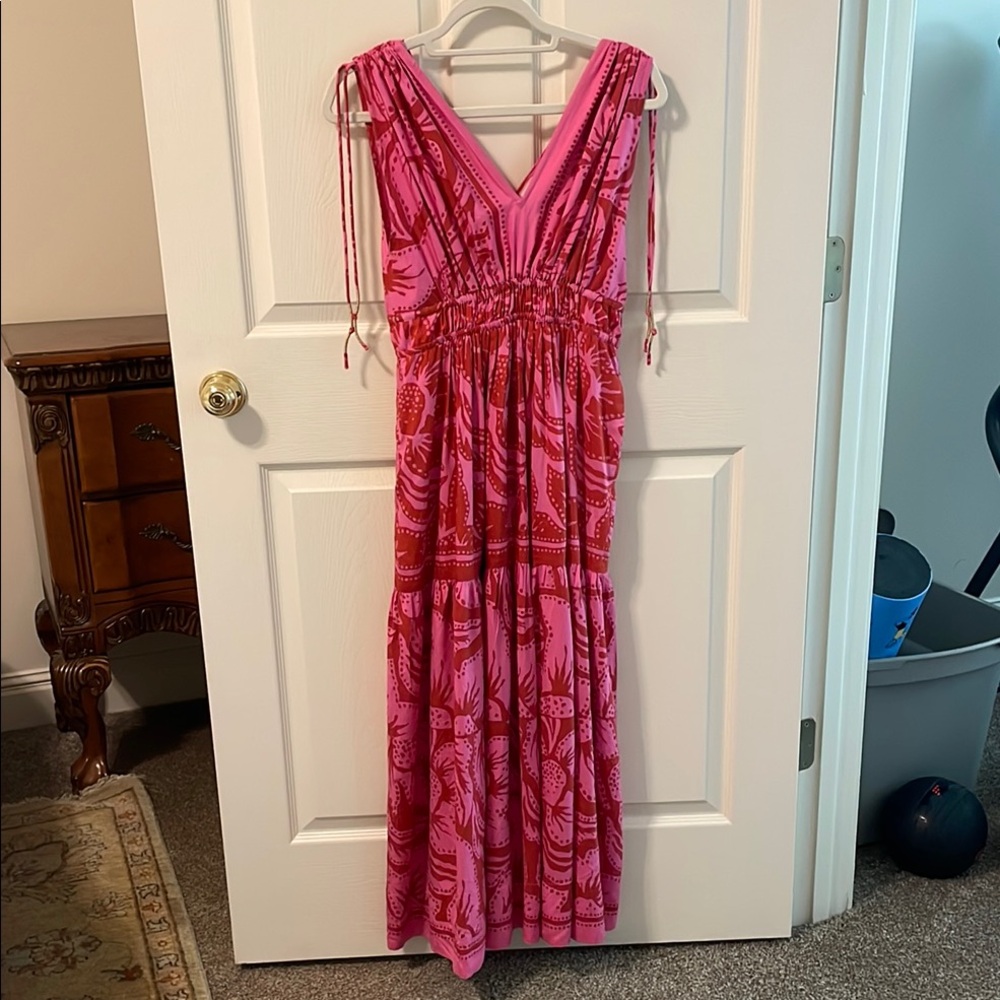 Omika maxi dress